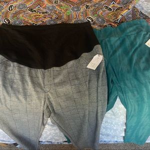 NWT Bundle 2 pairs maternity pants & leggings Size 2X